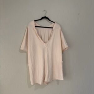 Women's Light Blush V-Neck Tunic Top